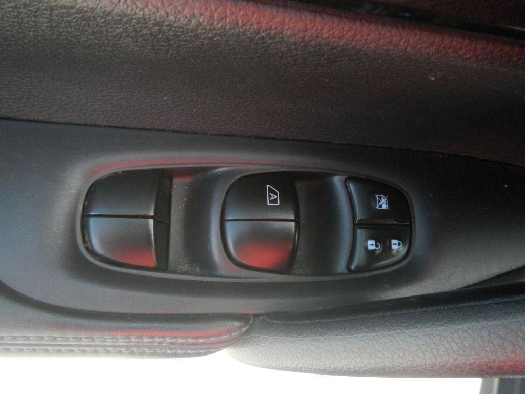 Nissan Rogue SV AWD 2017