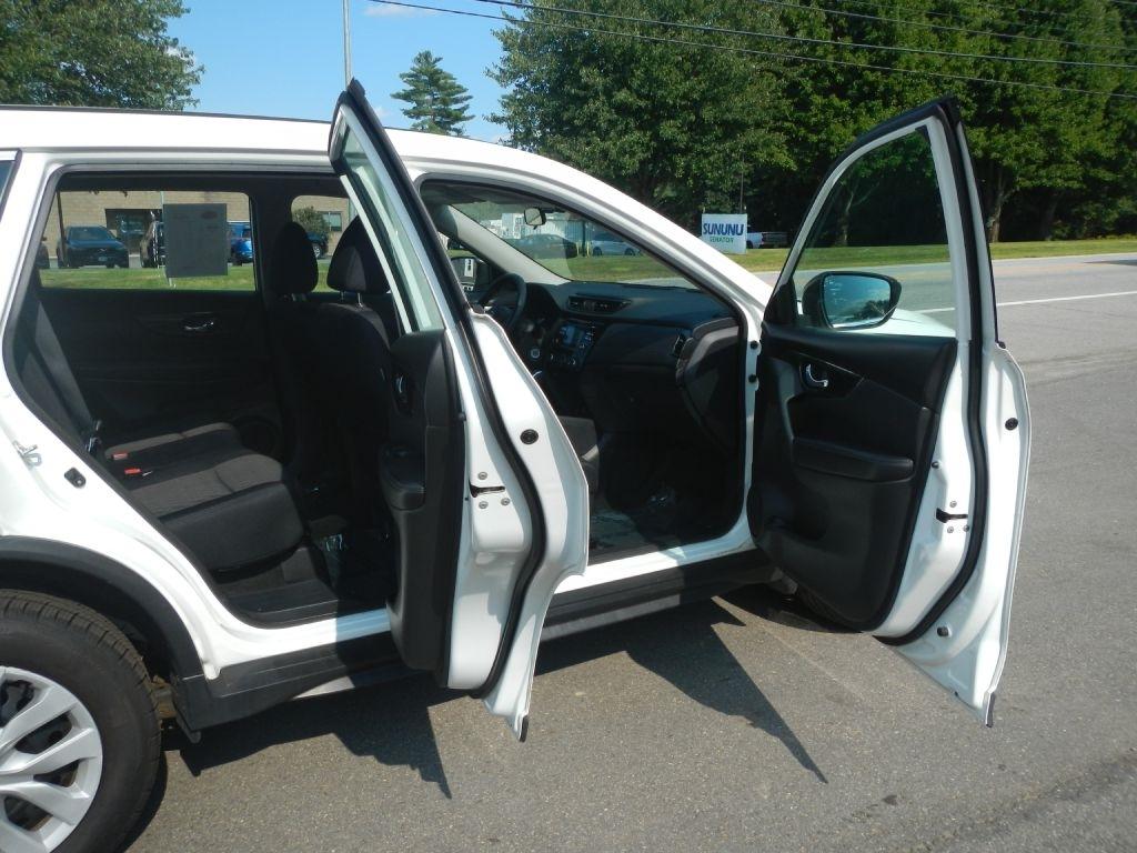 Nissan Rogue SV AWD 2017