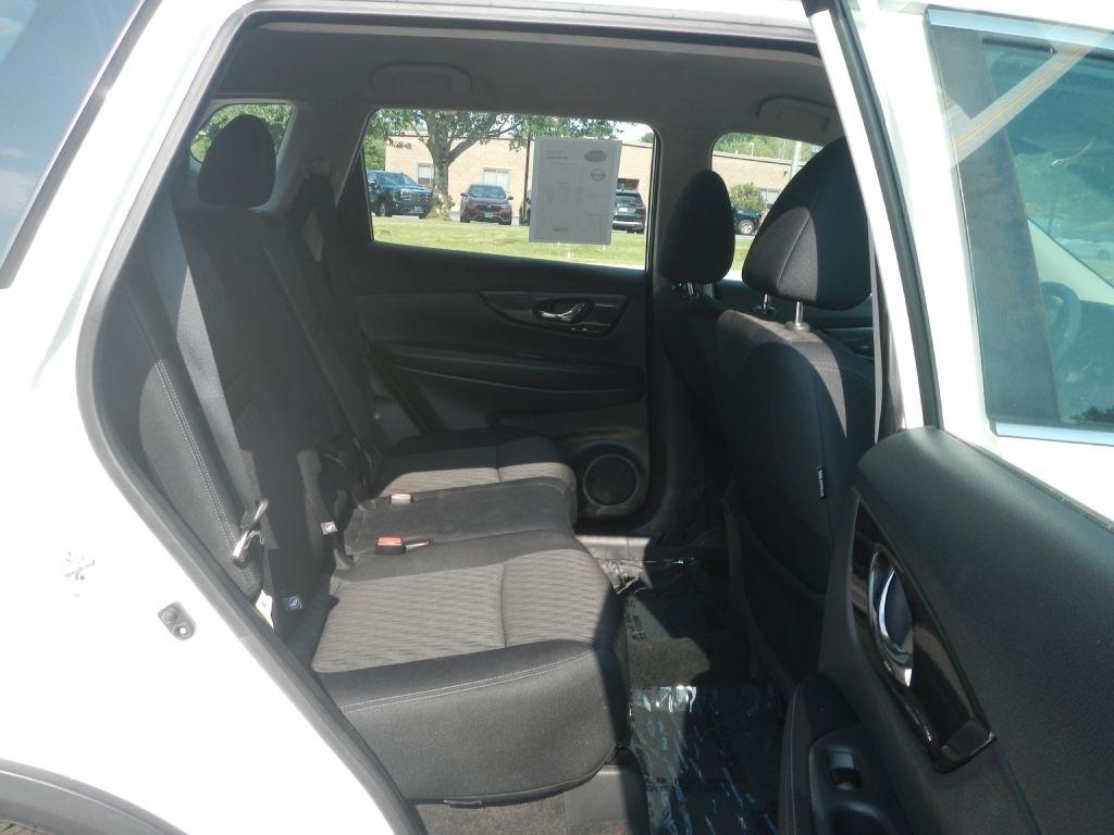 Nissan Rogue SV AWD 2017