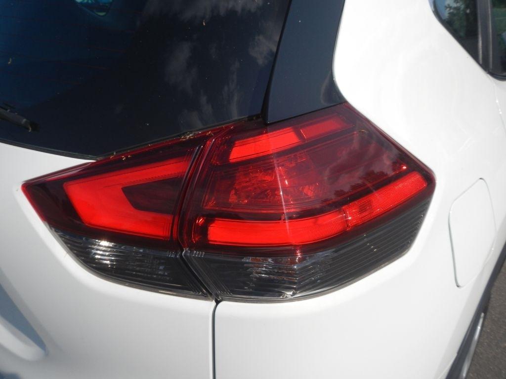 Nissan Rogue SV AWD 2017