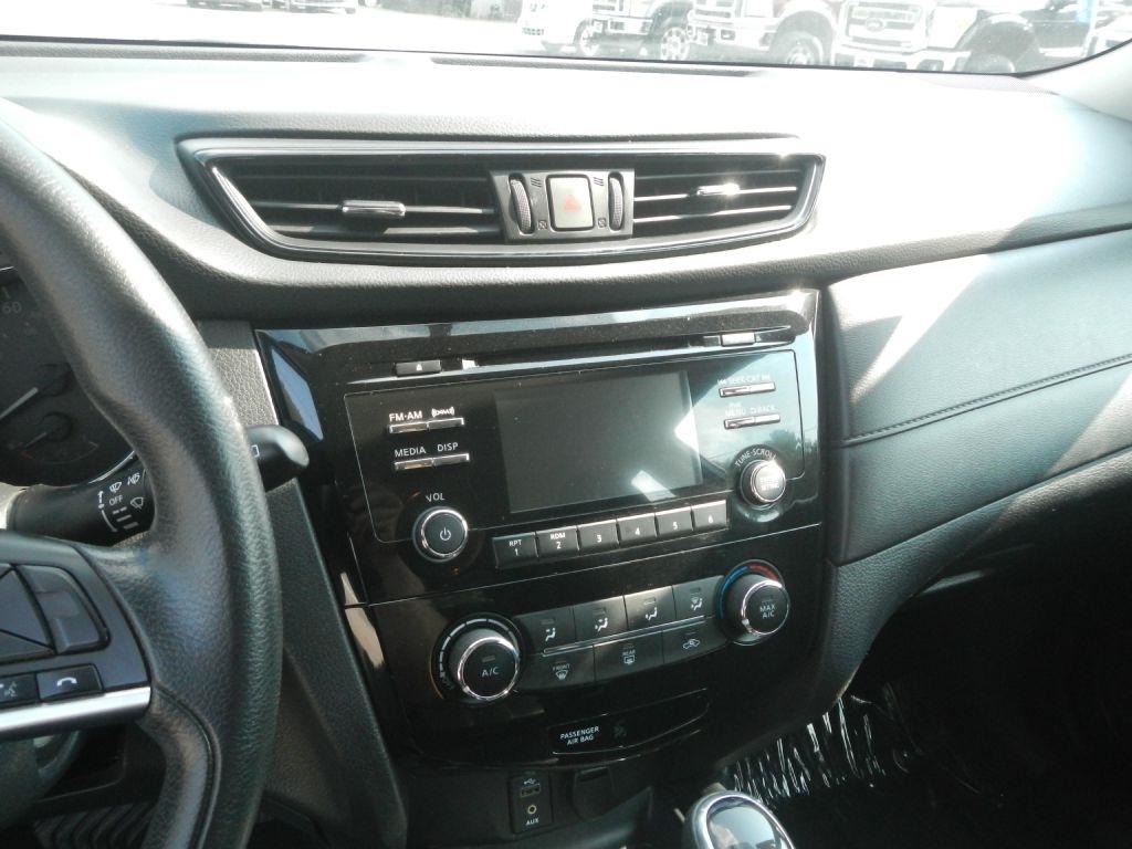 Nissan Rogue SV AWD 2017