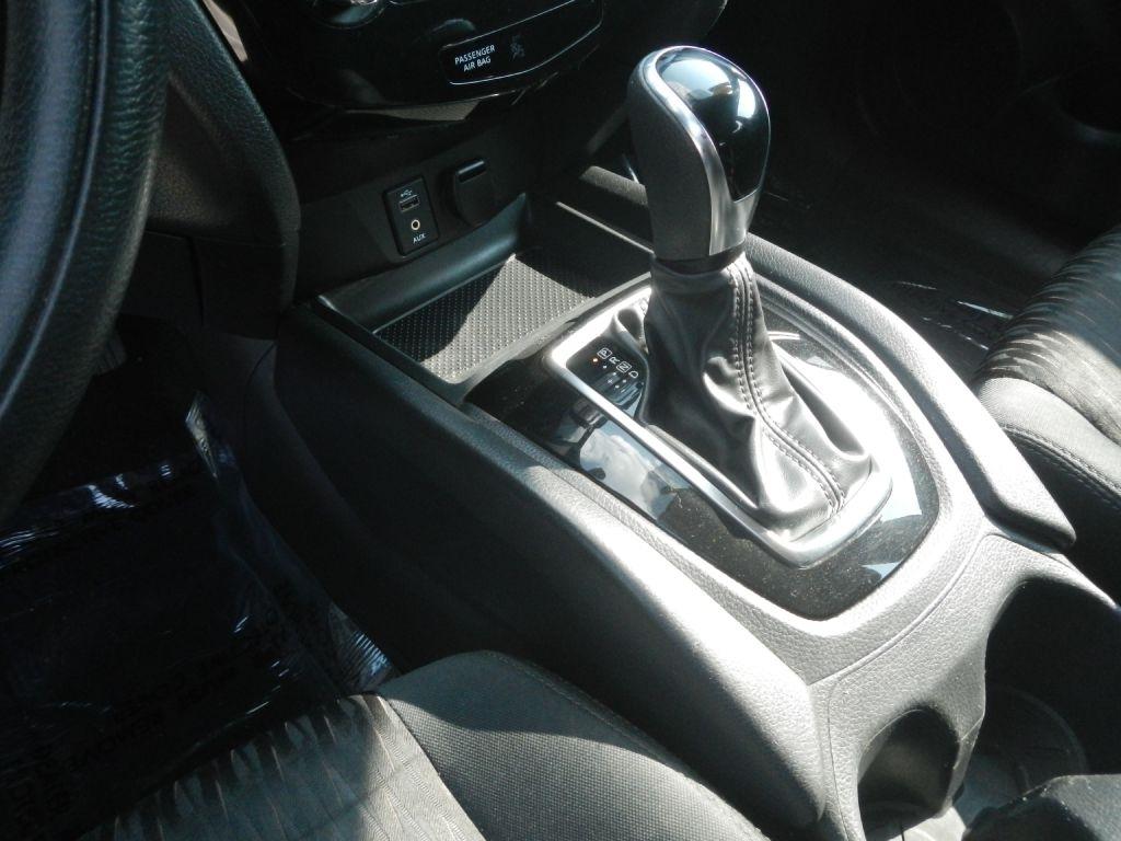 Nissan Rogue SV AWD 2017