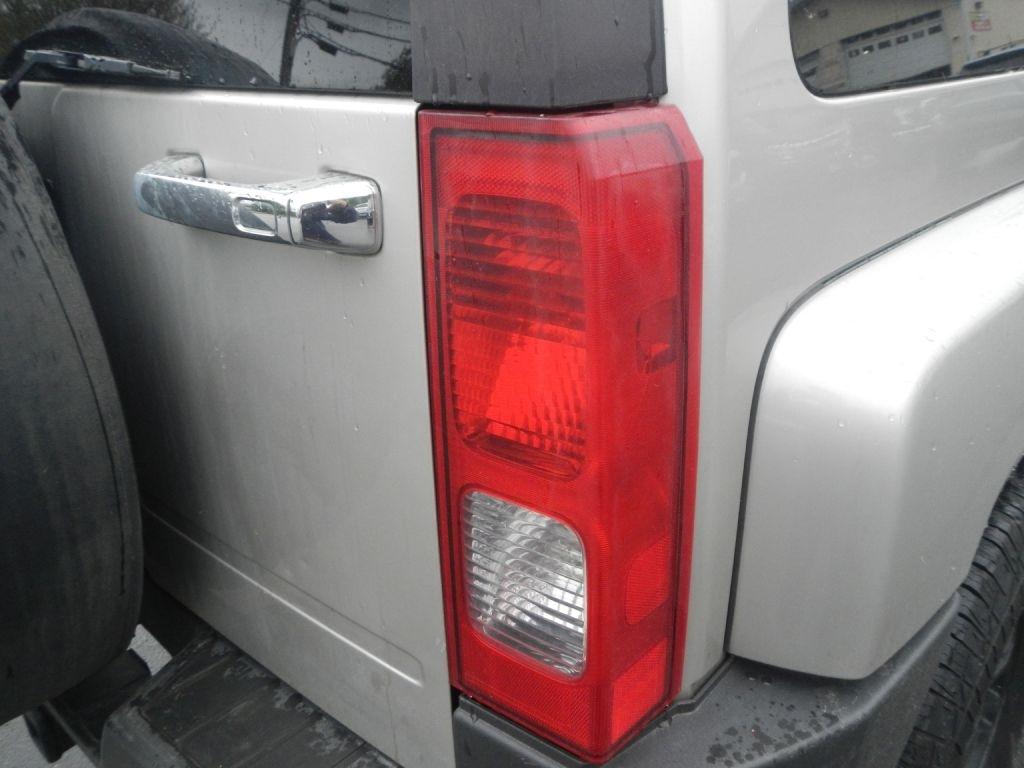 HUMMER H3 Sport Utility 2006