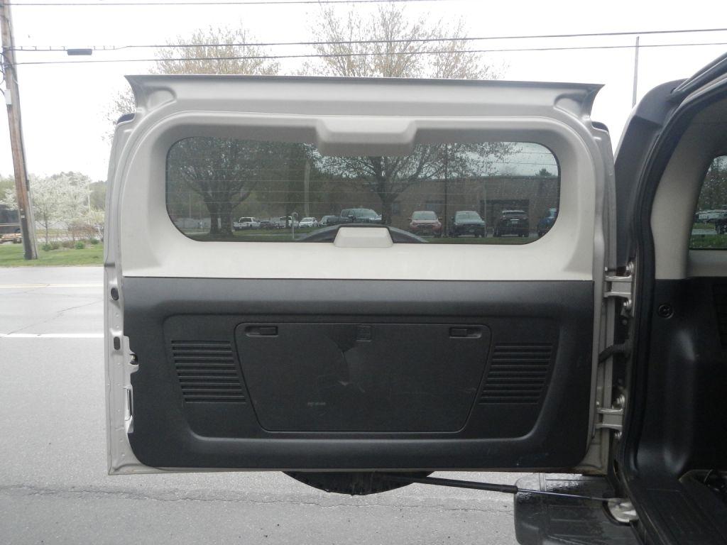 HUMMER H3 Sport Utility 2006