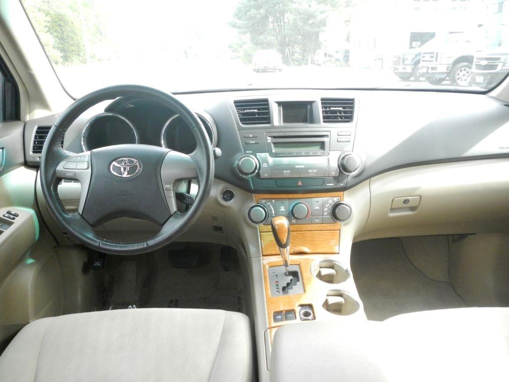 Toyota Highlander Hybrid 4WD 2010