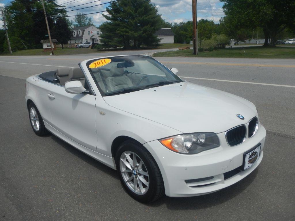 BMW 1-Series 128i Convertible 2011