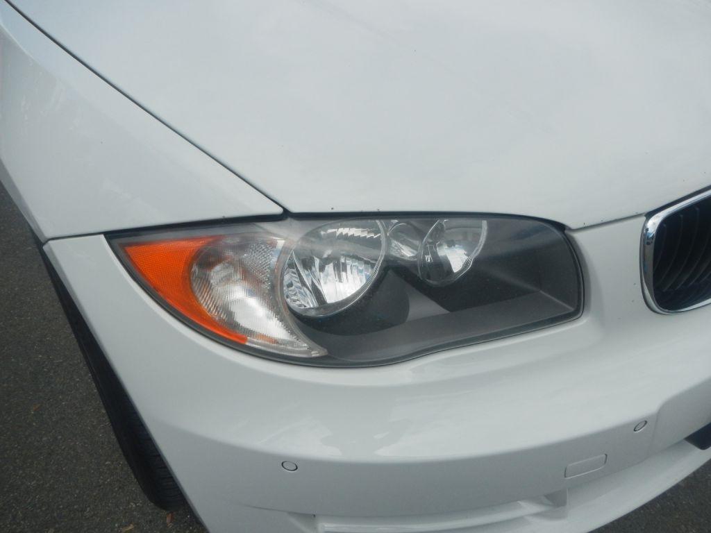 BMW 1-Series 128i Convertible 2011