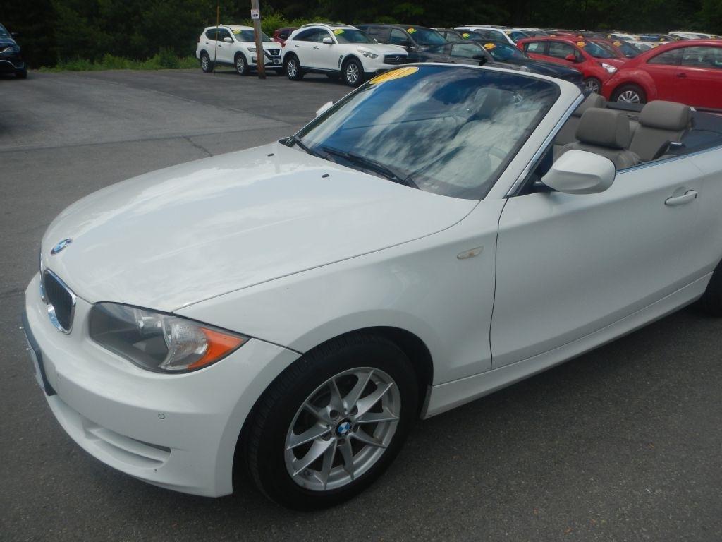 BMW 1-Series 128i Convertible 2011