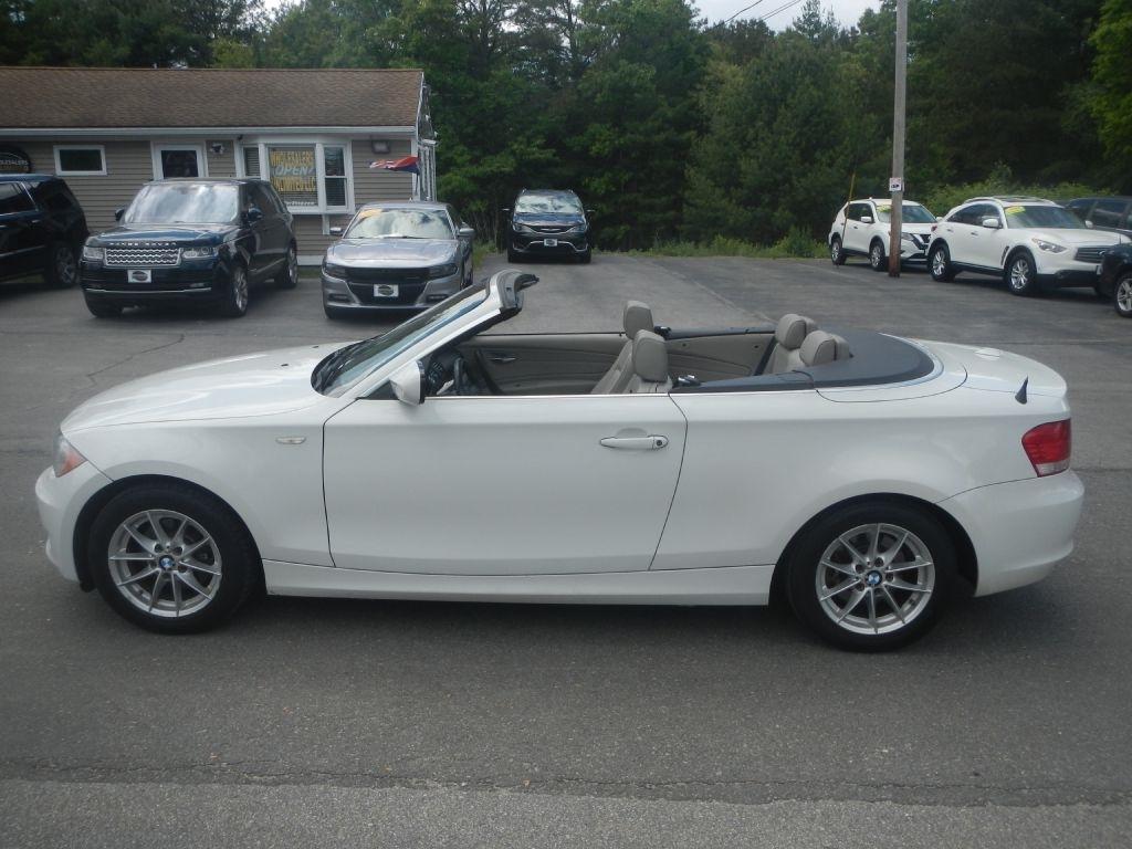 BMW 1-Series 128i Convertible 2011