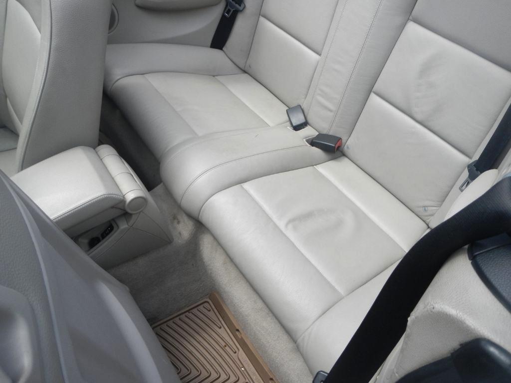 BMW 1-Series 128i Convertible 2011