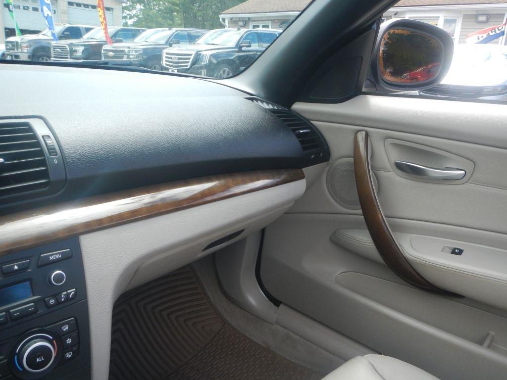 BMW 1-Series 128i Convertible 2011