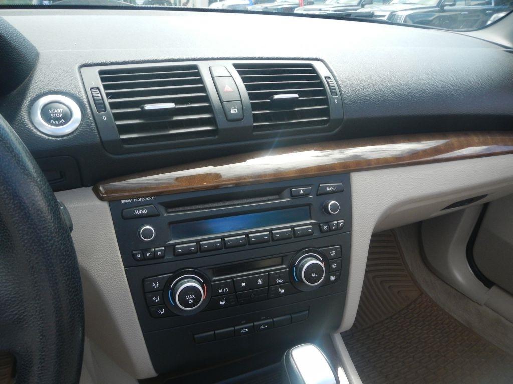 BMW 1-Series 128i Convertible 2011