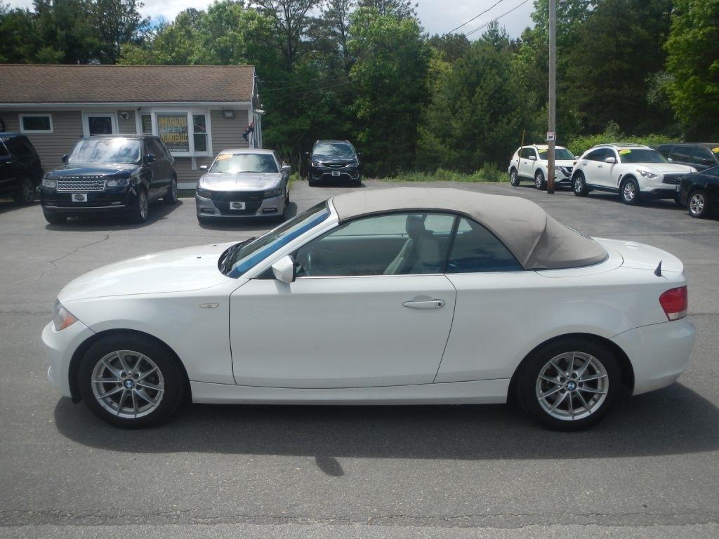 BMW 1-Series 128i Convertible 2011