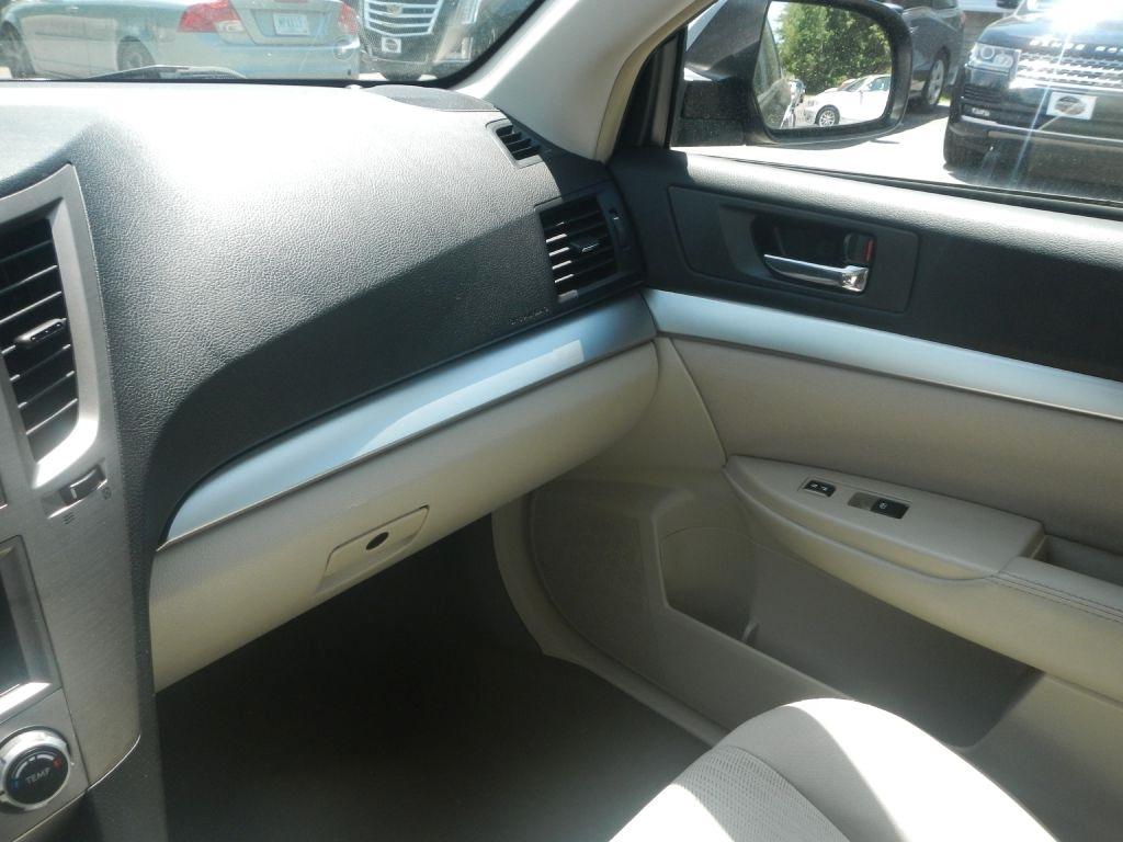 Subaru Outback 2.5i 2014