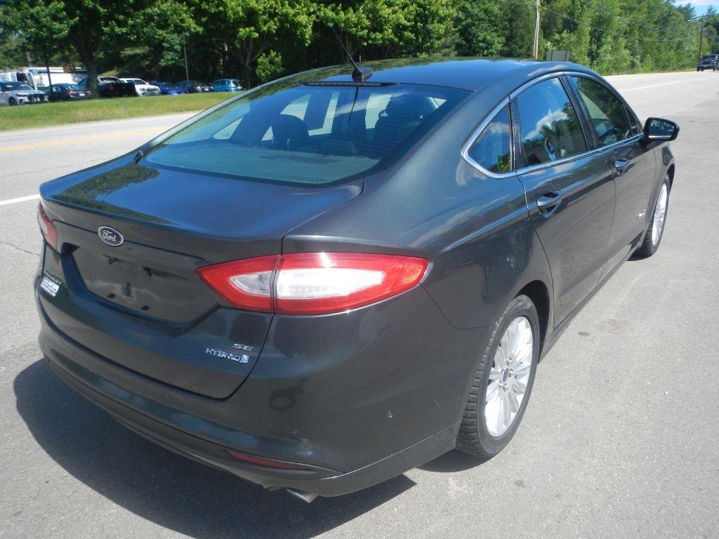 Ford Fusion Hybrid SE 2015