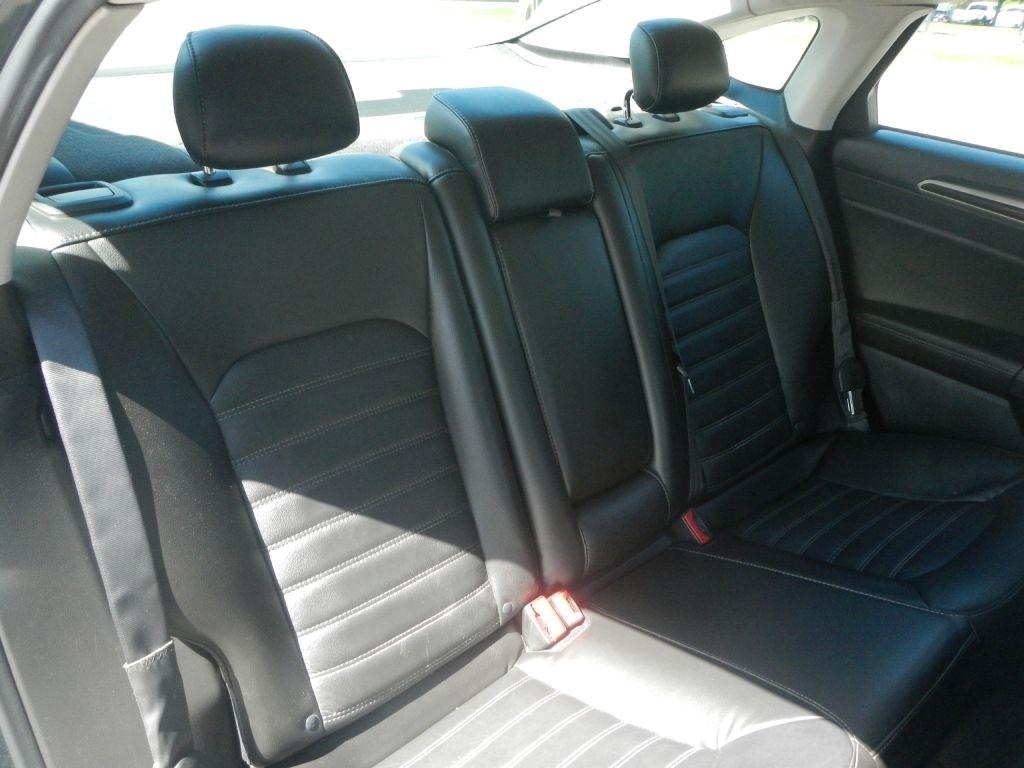 Ford Fusion Hybrid SE 2015