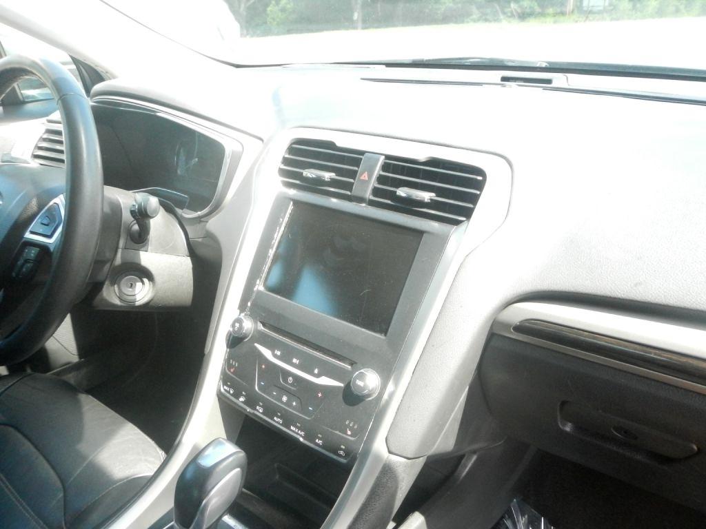 Ford Fusion Hybrid SE 2015
