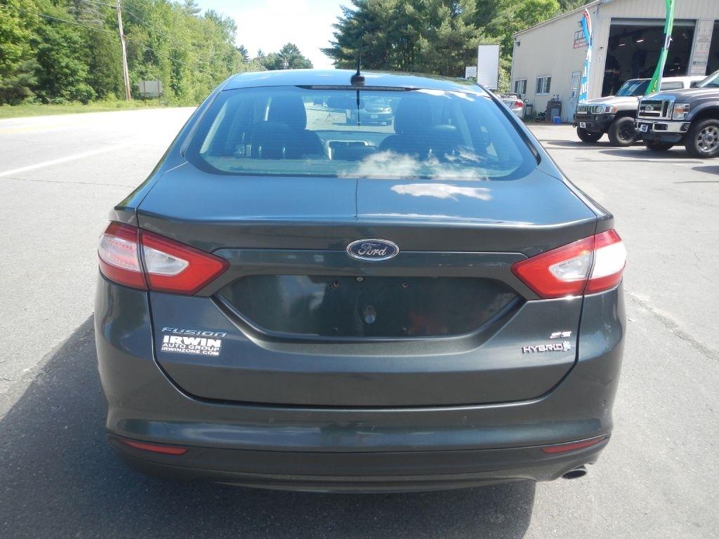 Ford Fusion Hybrid SE 2015