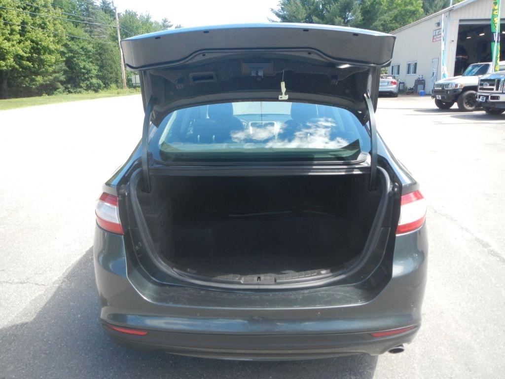 Ford Fusion Hybrid SE 2015