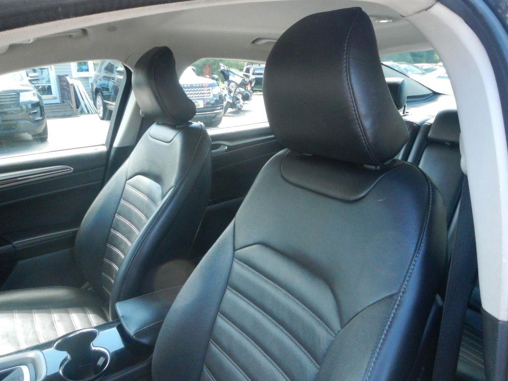 Ford Fusion Hybrid SE 2015