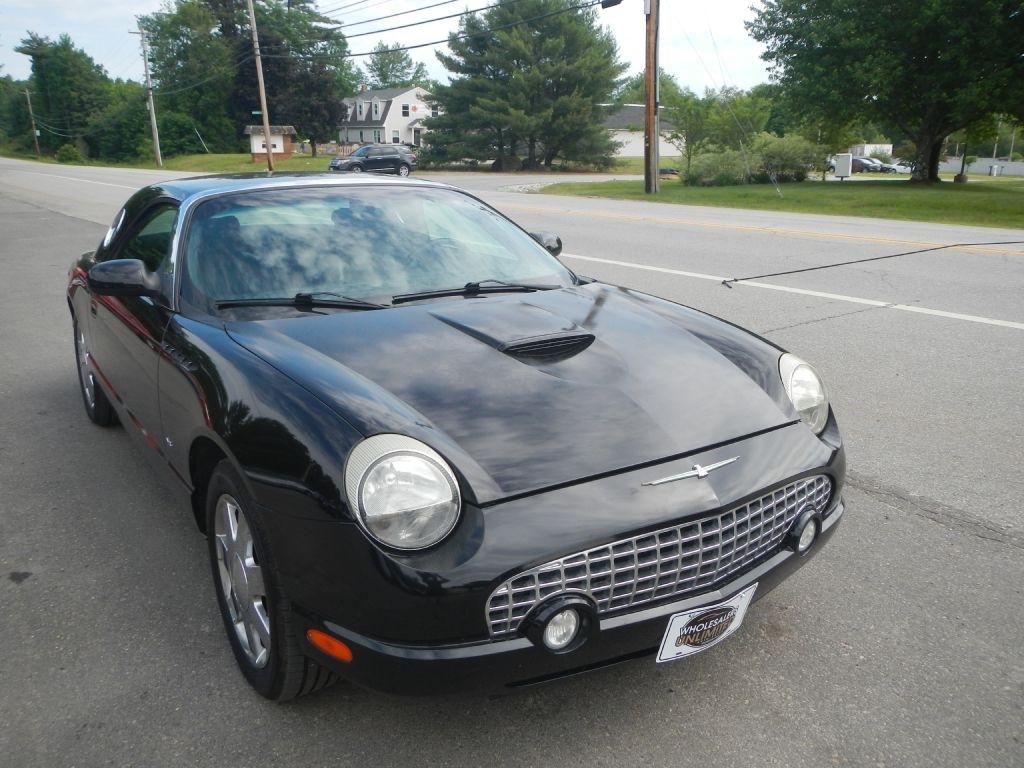 Ford Thunderbird Deluxe 2003
