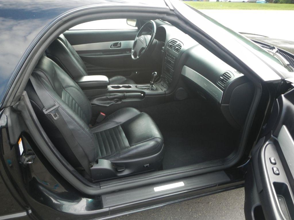 Ford Thunderbird Deluxe 2003