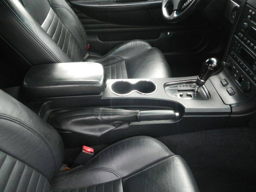 Ford Thunderbird Deluxe 2003