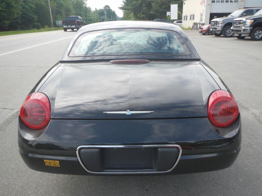 Ford Thunderbird Deluxe 2003