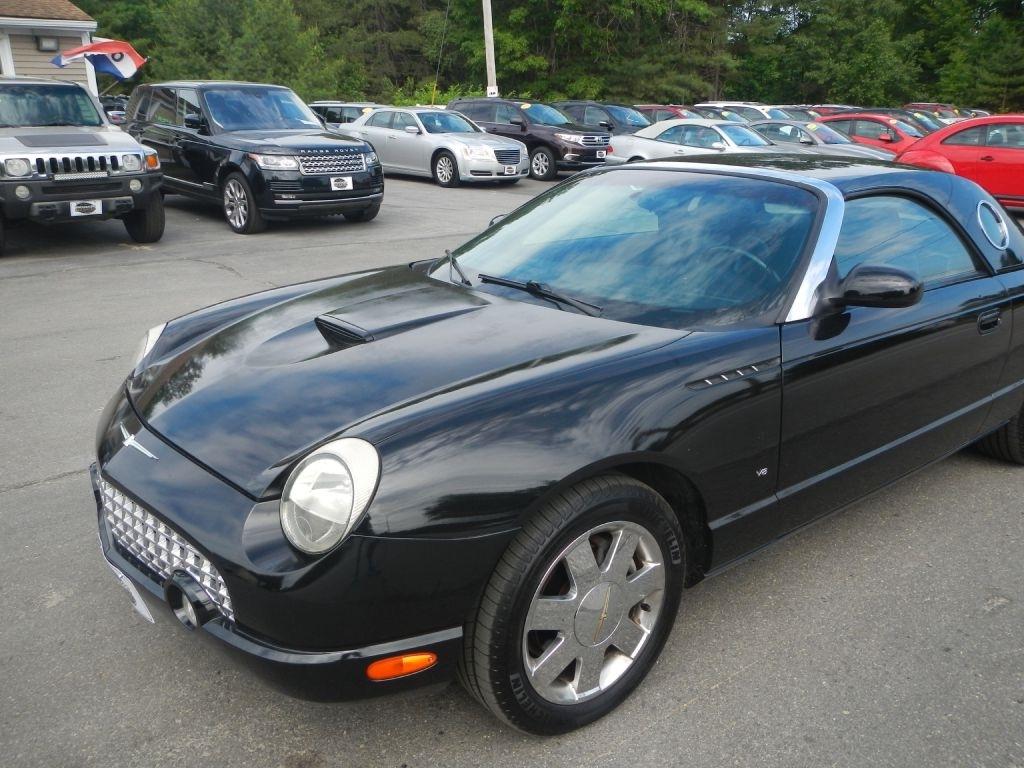 Ford Thunderbird Deluxe 2003