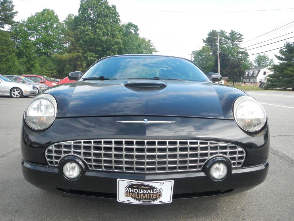 Ford Thunderbird Deluxe 2003
