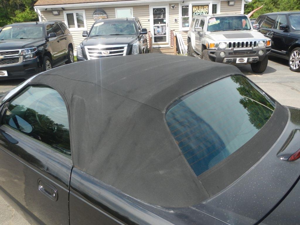 Ford Thunderbird Deluxe 2003