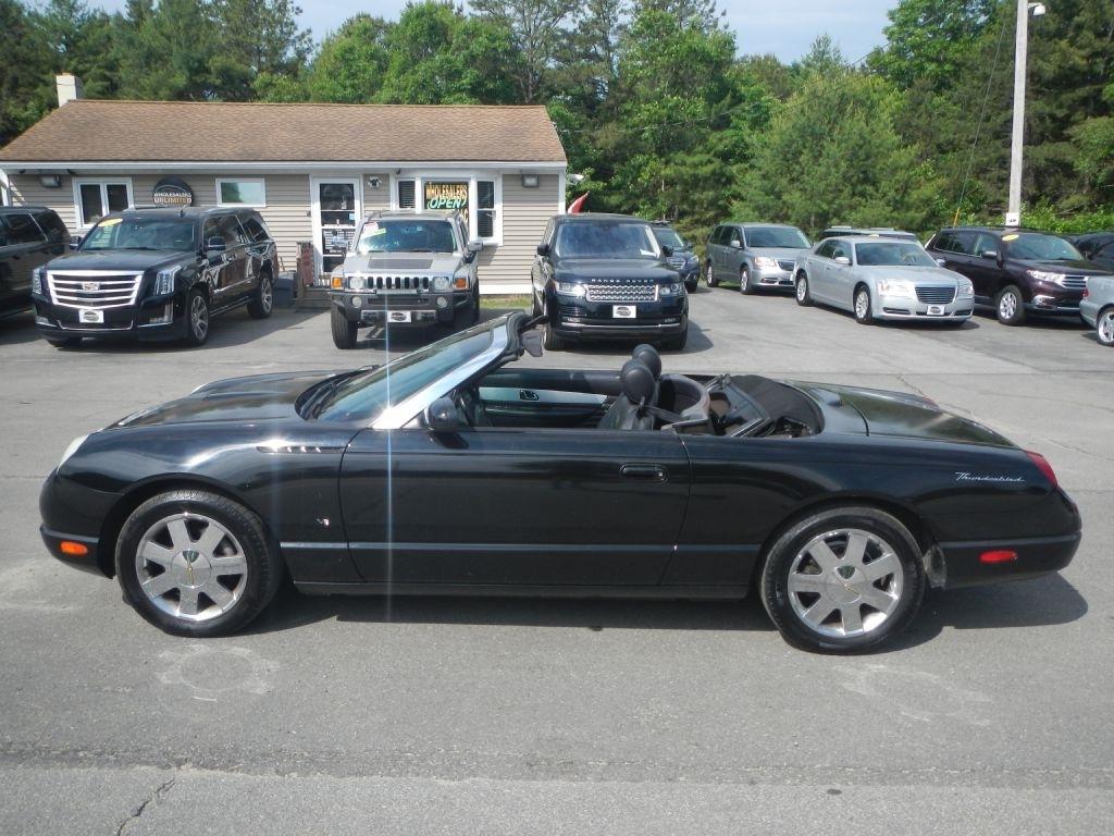 Ford Thunderbird Deluxe 2003