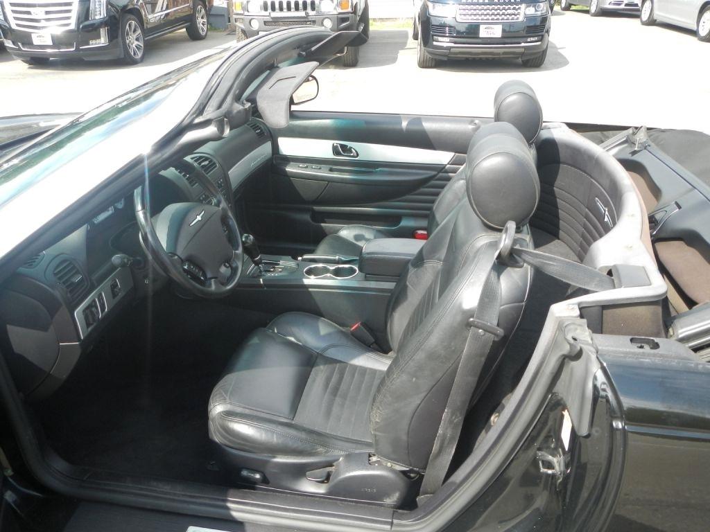 Ford Thunderbird Deluxe 2003