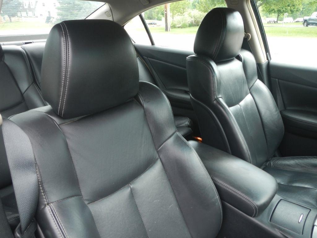 Nissan Maxima S 2014