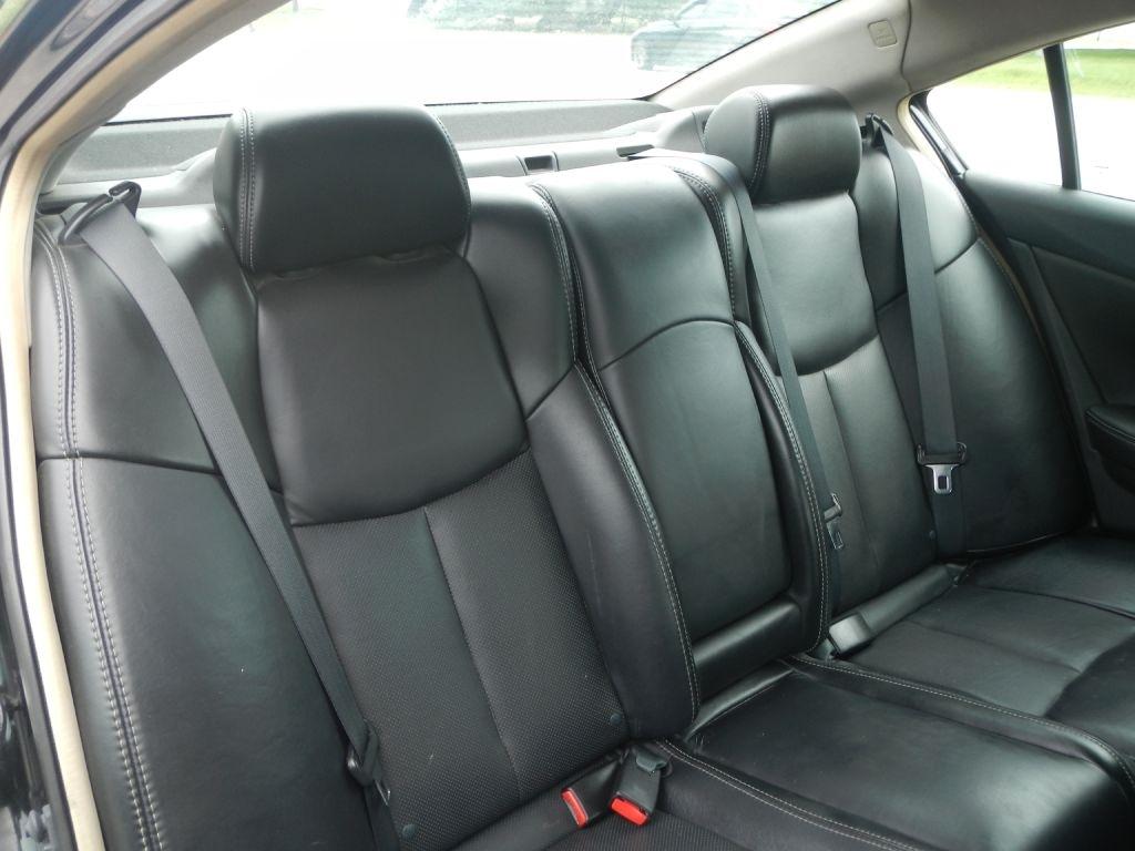 Nissan Maxima S 2014