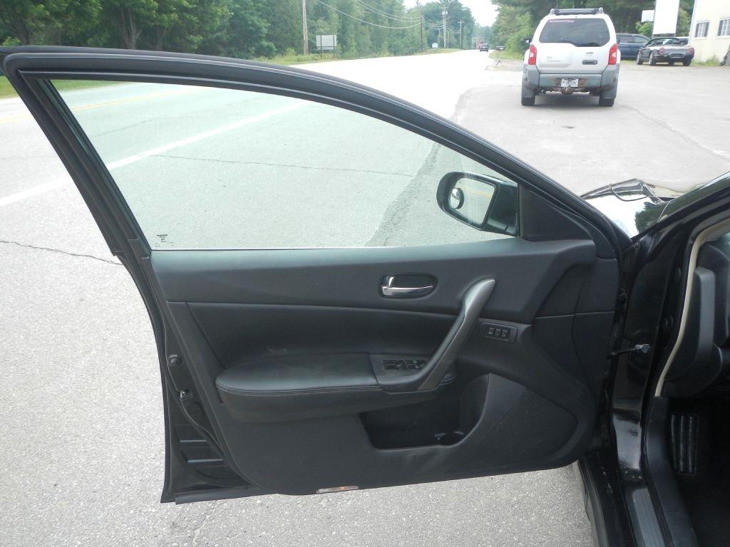 Nissan Maxima S 2014