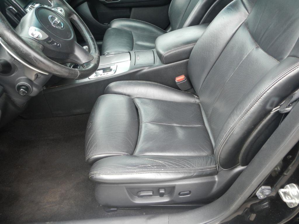 Nissan Maxima S 2014