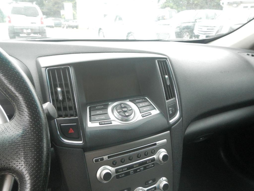 Nissan Maxima S 2014
