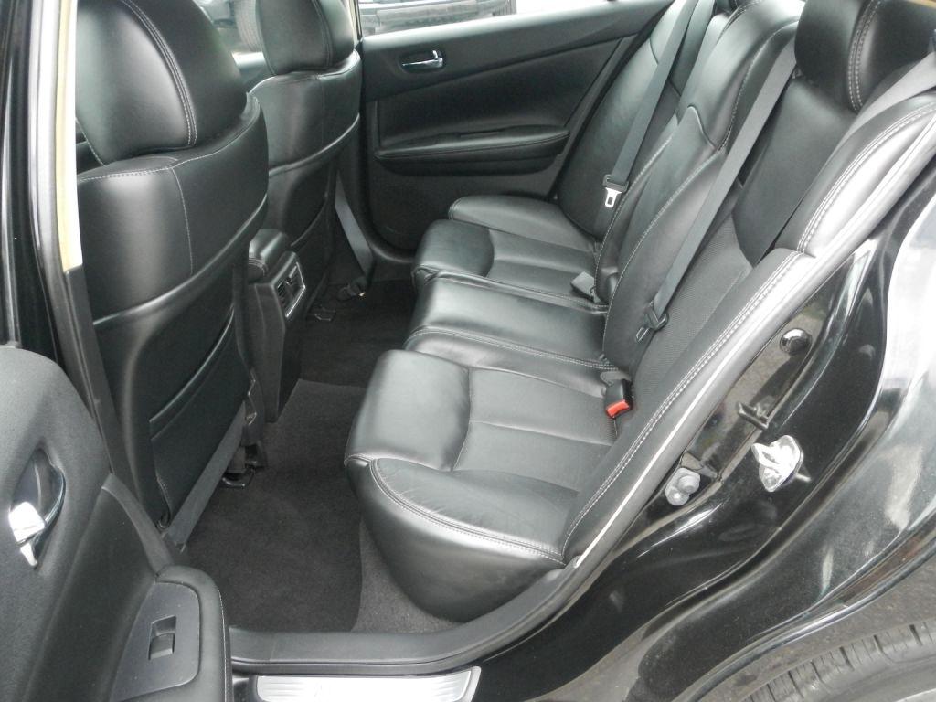 Nissan Maxima S 2014