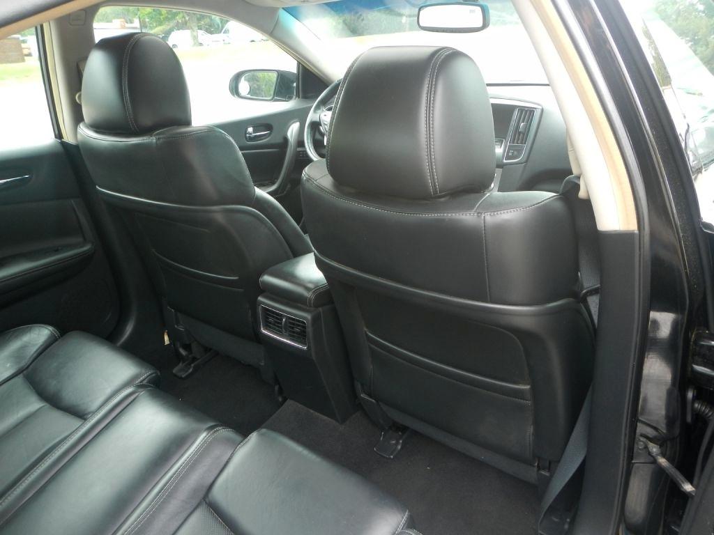Nissan Maxima S 2014