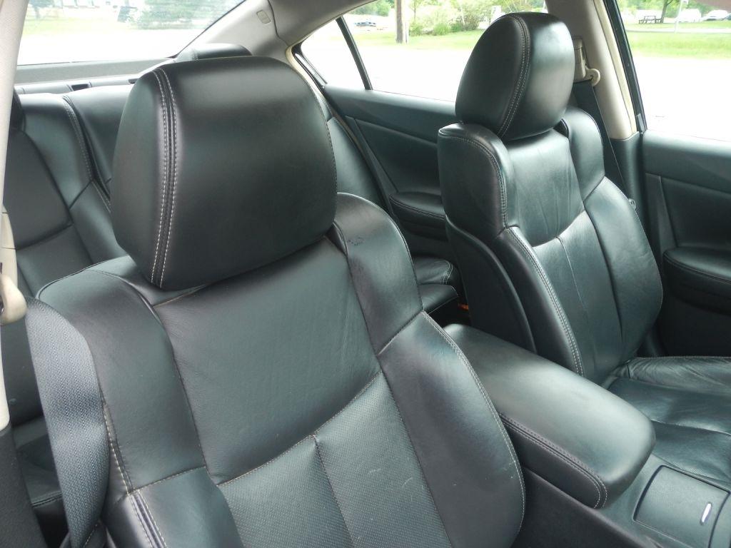 Nissan Maxima S 2014