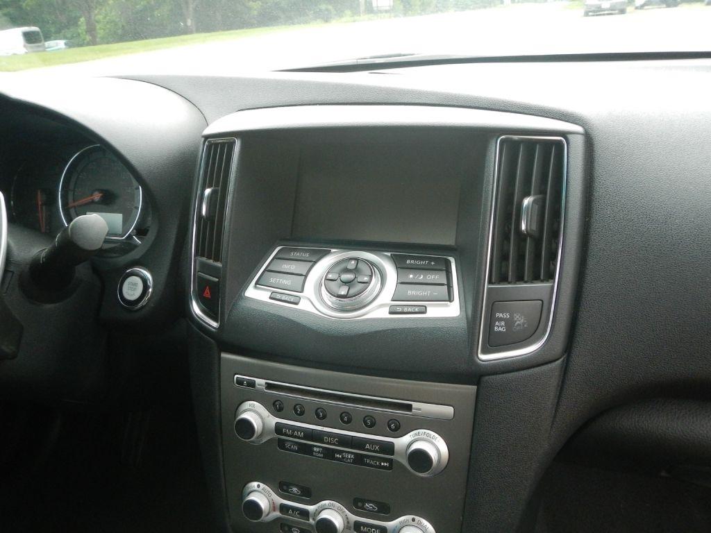 Nissan Maxima S 2014