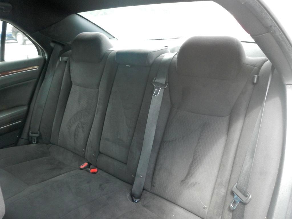 Chrysler 300 Base 2012