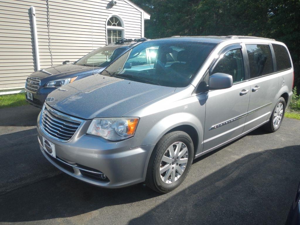 2014 Chrysler Town & Country Touring