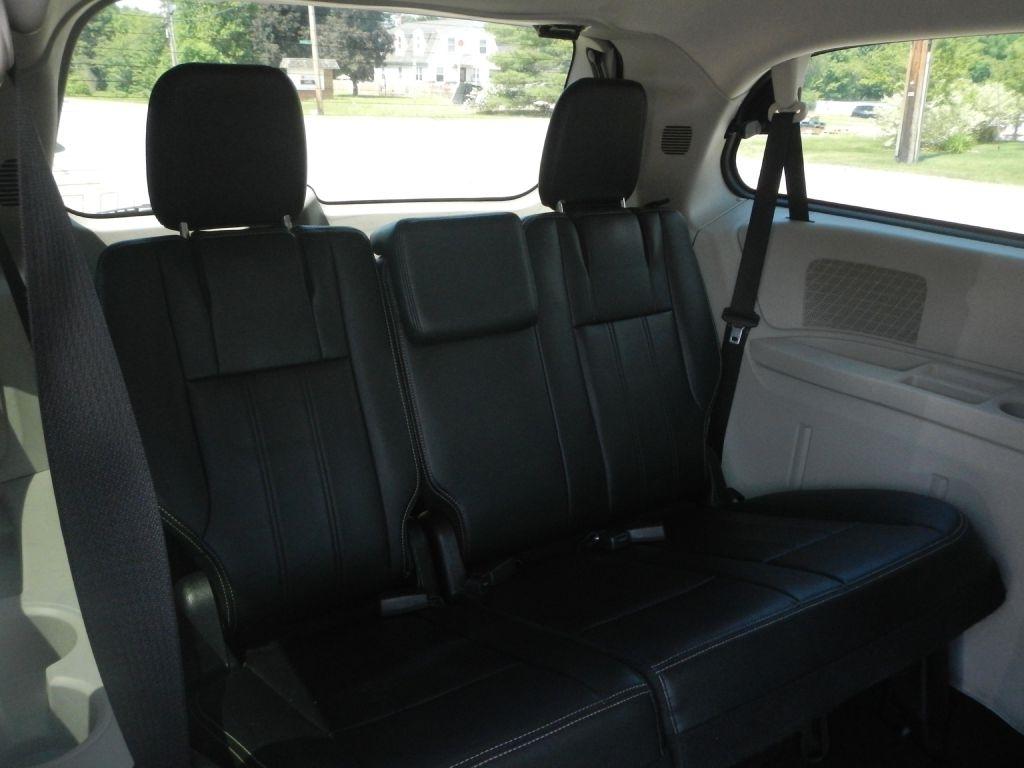 Chrysler Town & Country Touring 2014