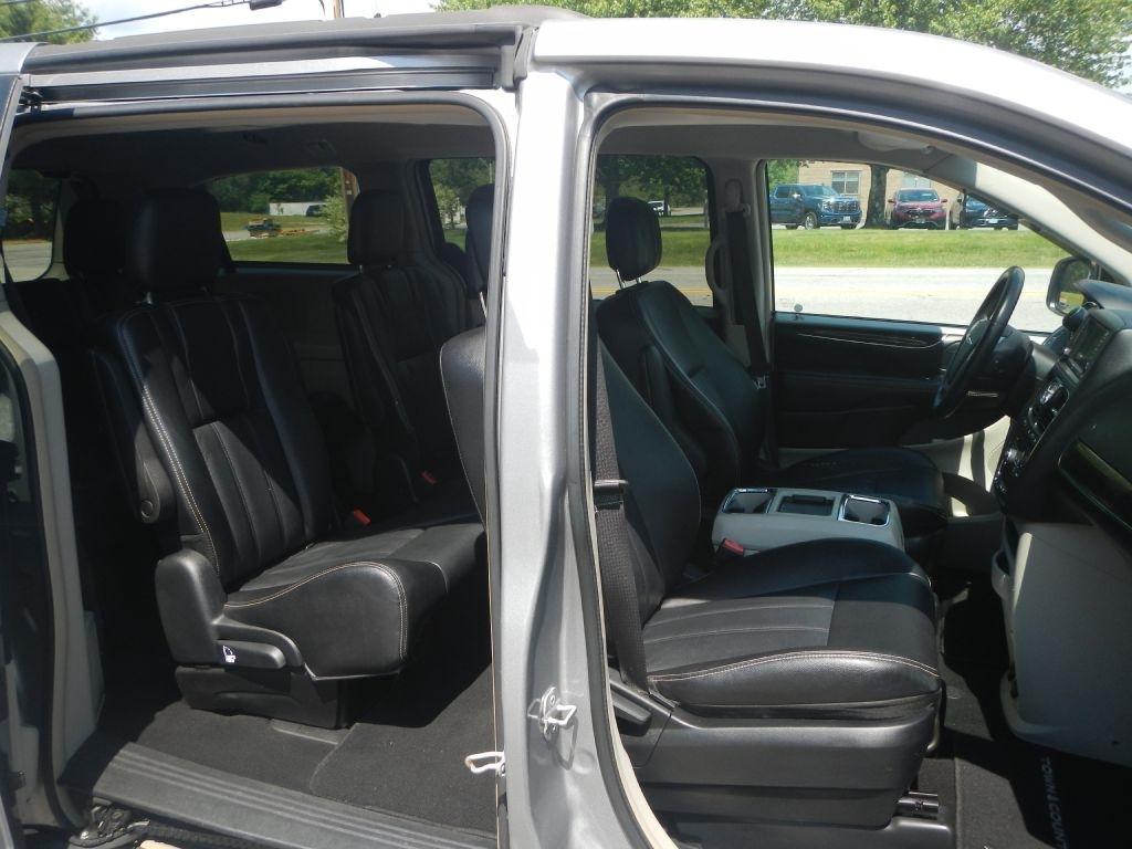 Chrysler Town & Country Touring 2014
