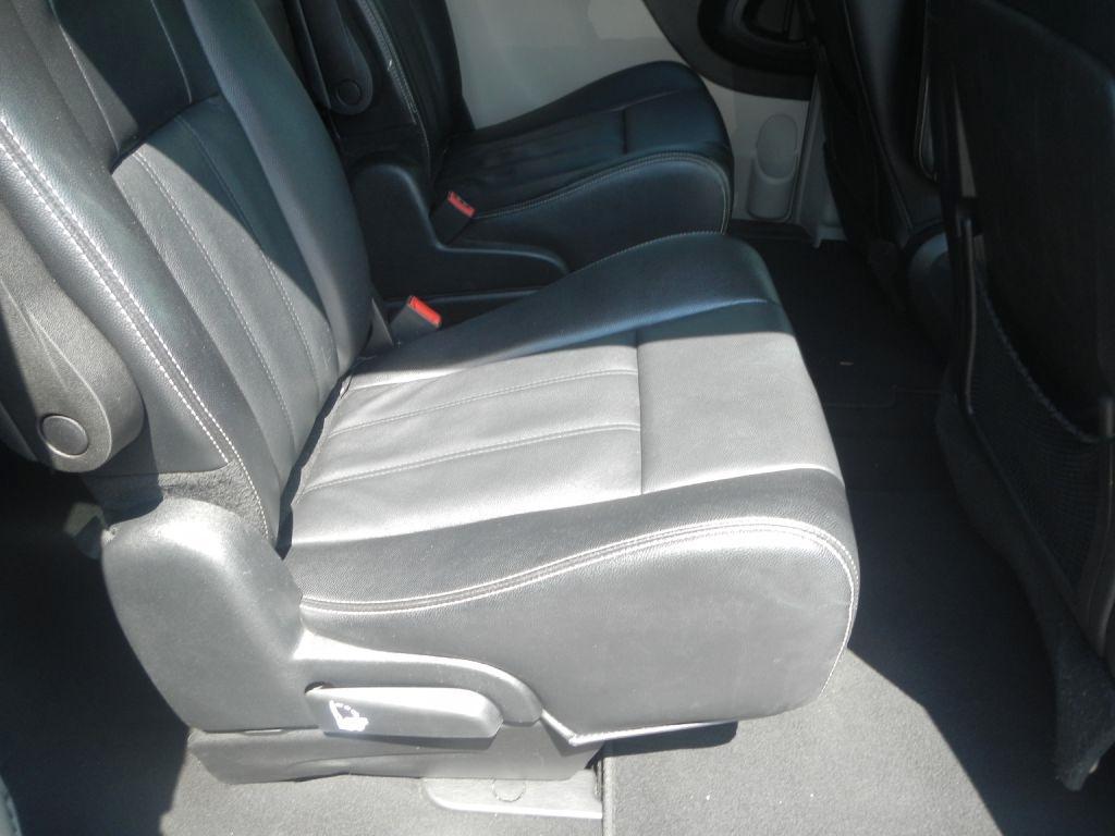 Chrysler Town & Country Touring 2014
