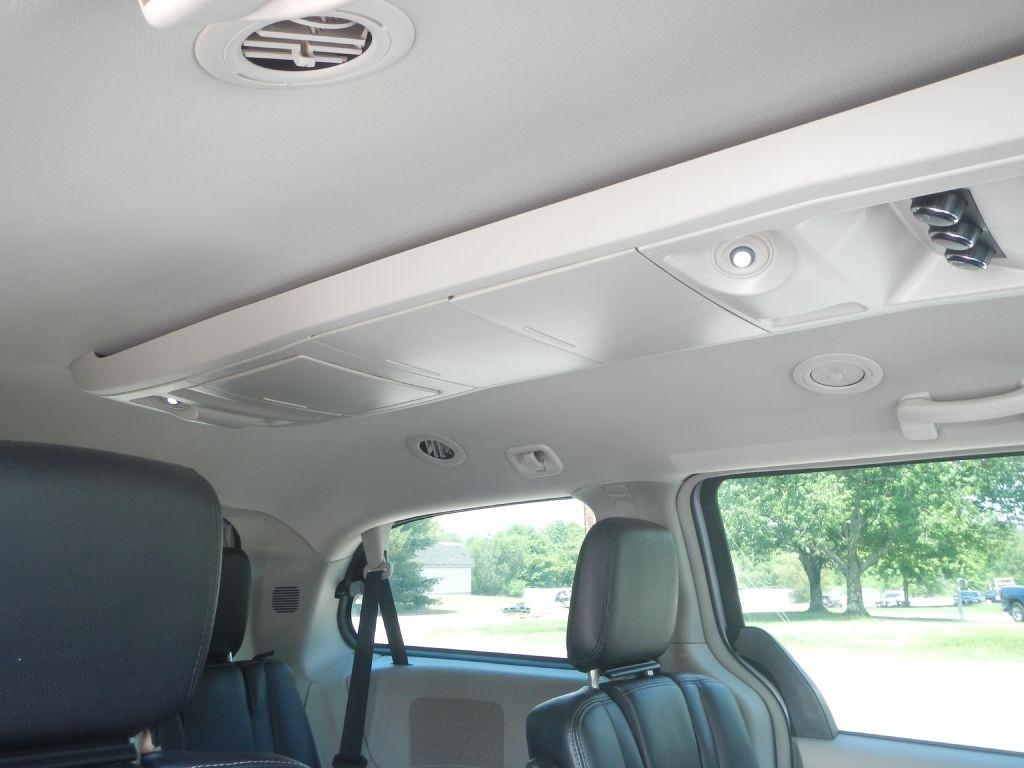 Chrysler Town & Country Touring 2014