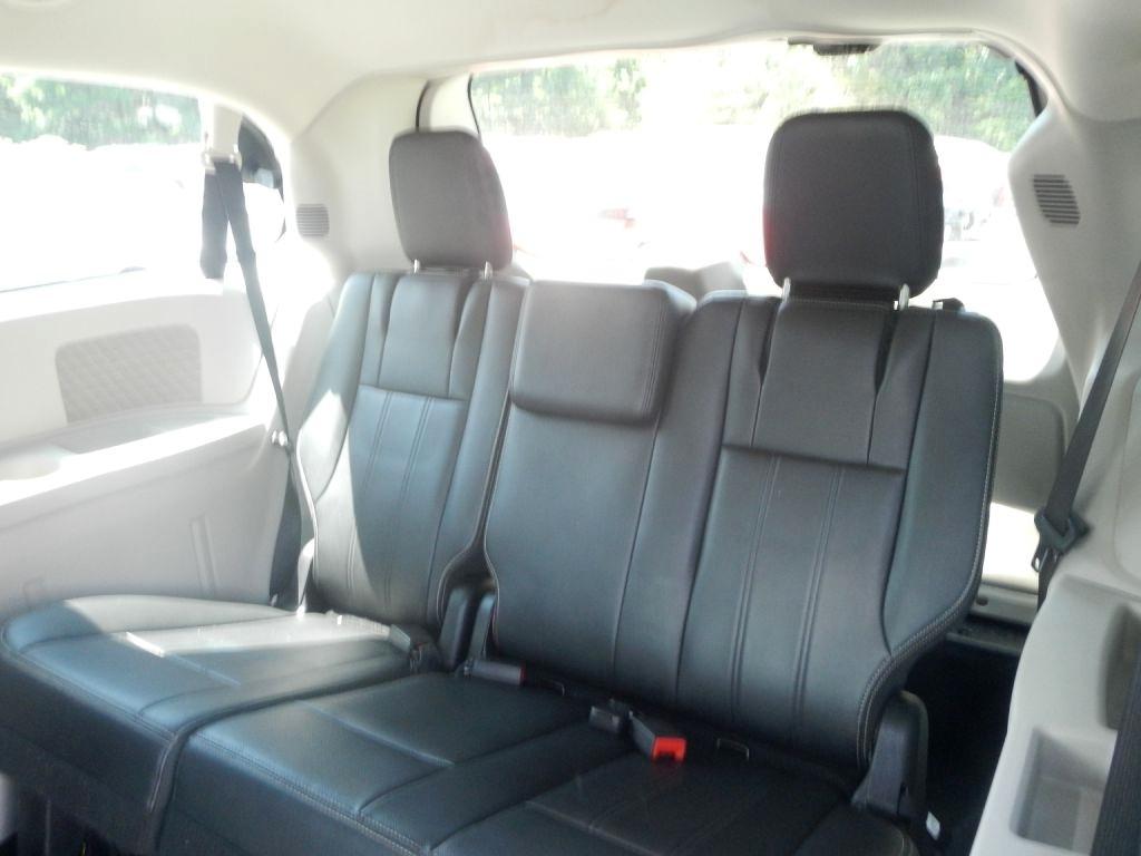 Chrysler Town & Country Touring 2014