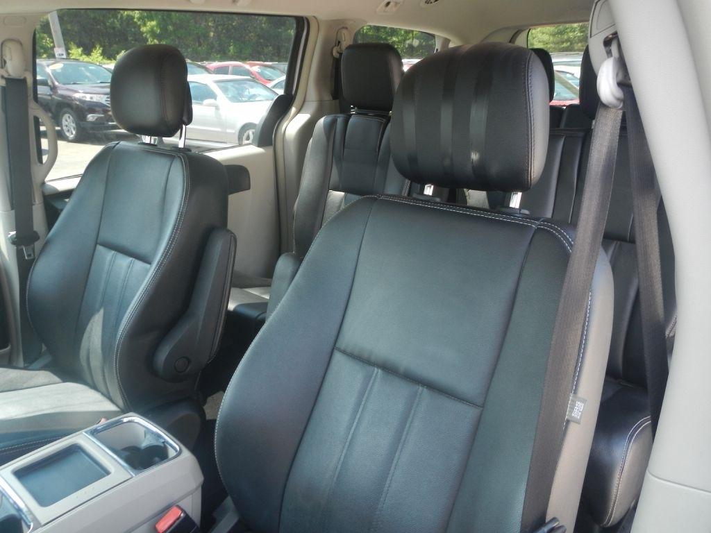 Chrysler Town & Country Touring 2014